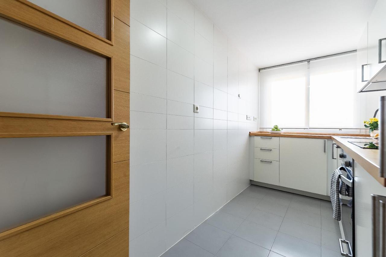 Modern Beach Apartment Valparaiso With Parking Málaga Esterno foto