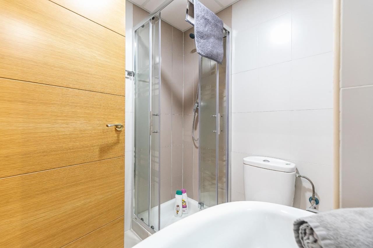 Modern Beach Apartment Valparaiso With Parking Málaga Esterno foto